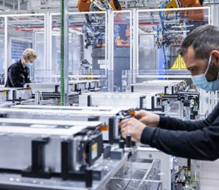 С 2024 года Mercedes-Benz будет самостоятельно разрабатывать силовые установки для электромобилей