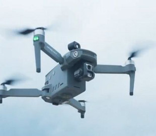 Новий квадрокоптер KF100 Max кидає виклик DJI: що у ньому особливого