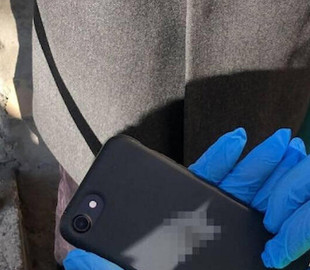 Вытащил из кармана мобильный и убежал: в Киеве задержали вора