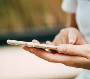 Друг просить в борг: у Чернігові жінка переказала шахраям понад 10 тисяч гривень