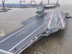 Найновіший китайський авіаносець виявився значно слабшим за старі американські, - CNN