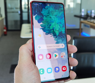 Последнее обновление исправляет главную проблему Samsung Galaxy S20 FE