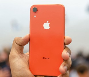 Акции Apple упали на фоне плохих продаж iPhone XR
