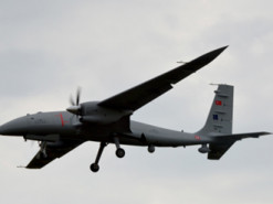 Турецький безпілотник AKINCI здійснив успішні стрільби «розумними» ракетами