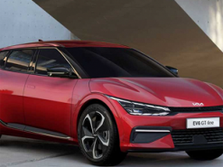 Электромобили почти сравнялись по цене с обычными машинами