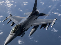 Тайвань призупинив використання F-16, поки тривають пошуки пілота зниклого винищувача