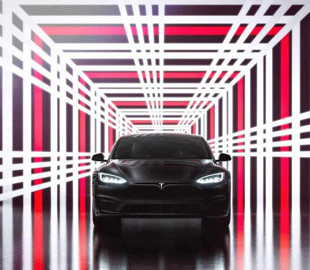 Запас ходу Tesla Model S Plaid падає на 68 км через великі колеса