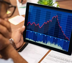 Создателя популярной криптовалюты обвинили в основании финансовой пирамиды