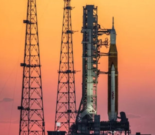 NASA в третий раз отменило испытания лунной ракеты SLS