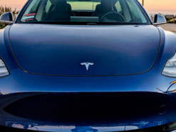 У Мережі опублікували новий дизайн електричного седана Tesla Model 3