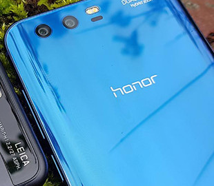 Huawei объявила о продаже бренда Honor
