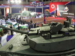 Бронеіграшка для Кім Чен Ина: у Північній Кореї пройшли оглядини нового танка