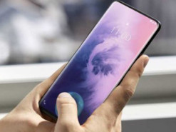 Смартфон Oppo с подэкранной камерой выйдет только в 2020 году