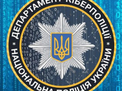 Под Киевом мужчина сдавал в сексуальное рабство своих дочерей и продавал детскую порнографию