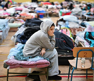 Українцям у Польщі готуються скасувати ще одну безкоштовну послугу: яку і коли