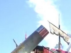 Microsoft выстрелила человеком из пушки