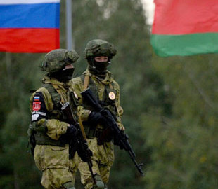Не пускати в Україну: українці змінили ставлення до росіян та білорусів