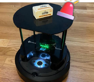 Робот-пилосос на базі ШІ усвідомив себе, коли вчені попросили його принести масло