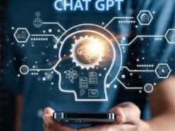 Цього літа вийде нова версія ChatGPT, що “змінить світ”