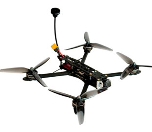 У Черкасах засудили жінку, яка намагалася переправити до США три FPV-дрони