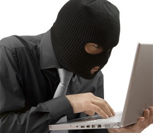 Інтернет-шахрайства на Рівненщині: як діють схеми та звідки дзвонять