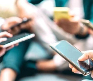 Які функції відключити, щоб смартфон працював довше