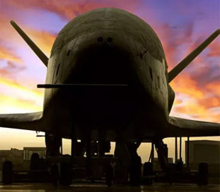 Військовий безпілотник X-37B побив свій рекорд польотів