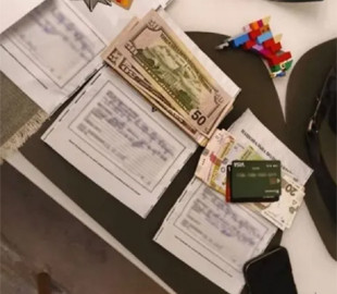 Бізнес на косметиці за вкрадені кошти: у Дніпрі викрили "б'юті-аферу"