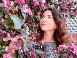 Волинянка продає свою картину, щоб купити ліки для військових полку «Азов». Фото