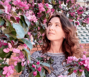 Волинянка продає свою картину, щоб купити ліки для військових полку «Азов». Фото