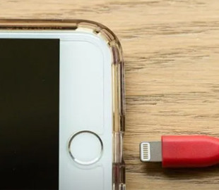 Топ-5 помилок при зарядці смартфона: як уникнути псування батареї