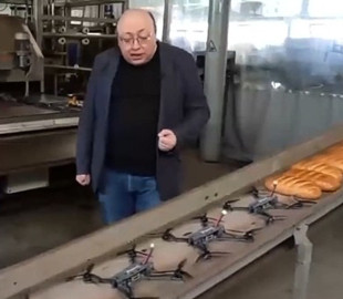 600 3D-принтерів із Китаю штампують FPV-дрони для росіян: репортаж Financial Times