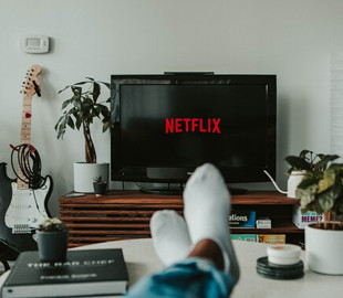Netflix начнет оценивать популярность сериалов и фильмов по-другому
