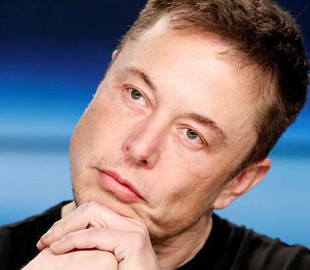 Илон Маск назвал "идиотизмом" одно из решений компании Tesla