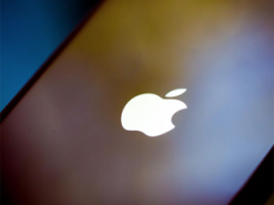 Попались на контрабанде гаджетов Apple: Госдеп лишил виз 100 сотрудников "Аэрофлота"