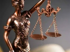 В Україні судитимуть чоловіка, який через онлайн-банкінг обікрав свою бабусю майже на 100 тисяч гривень