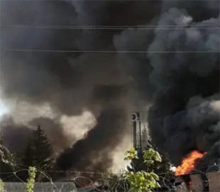 Завод "Стріла" у Росії виведено з ладу: у мережі з'явилися супутникові знімки з наслідками