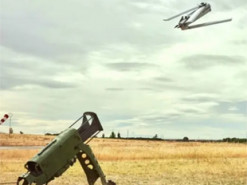 Розробники Airbus інтегрували баражувальні дрони Q-SLAM-40 у бойові гелікоптери NH90