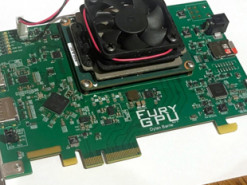 Ентузіаст з нуля створив відеокарту та запустив на ній Quake