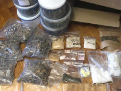 У Києві поліція викрила дилерів з наркотиками на 3,5 млн грн: продавали через Telegram