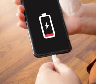 Скільки циклів зарядки витримує смартфон і як продовжити життя батареї