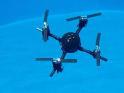 Студенти створили на 3D принтері дрон, що літає, пірнає та злітає з води за секунди