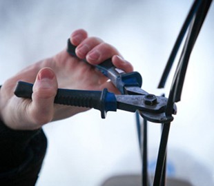 На лаві підсудних опинились три чоловіка, які викрали кабель телефонного зв’язку ПАТ «Укртелеком»