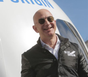 Від ракет до футболу: куди Безос вкладає зароблені на Amazon мільярди