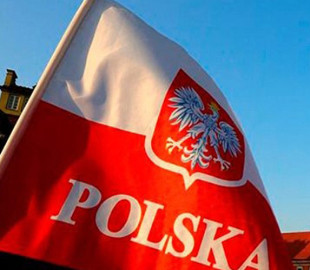 Польща спростила отримання "карти поляка" для українців