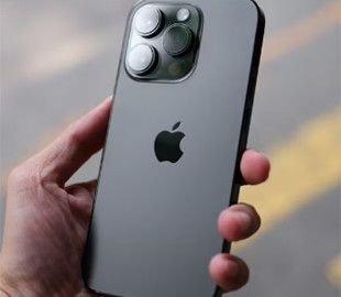 iPhone 17 стане першим смартфоном Apple, розробка якого стартує за межами Китаю