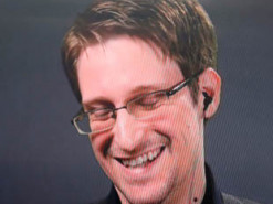 Трамп рассмотрит вопрос о помиловании Сноудена