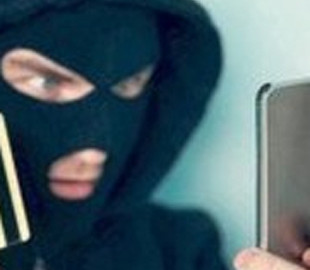 За “побиття” чужої дитини жінка віддала шахраям 40 тис. грн