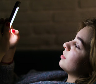 Що буде, якщо не вимикати Wi-Fi на телефоні на ніч