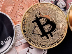 Рекорд за рекордом: почему растет цена биткойна